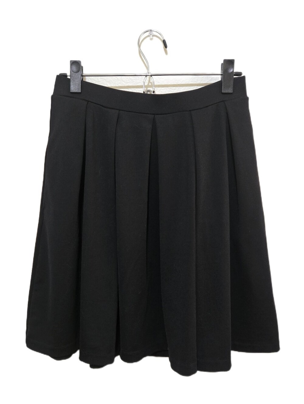 ADRIENNE VITTADINI Black Pleated Skirt Skater Style With Pockets Size Small